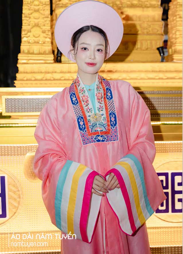 Áo Nhật Bình truyền thống