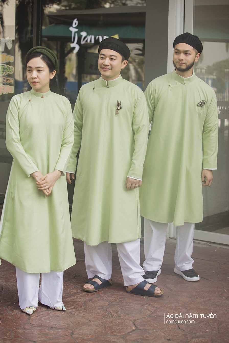 Áo dài truyền thống cho phụ dâu, phụ rể màu xanh cốm