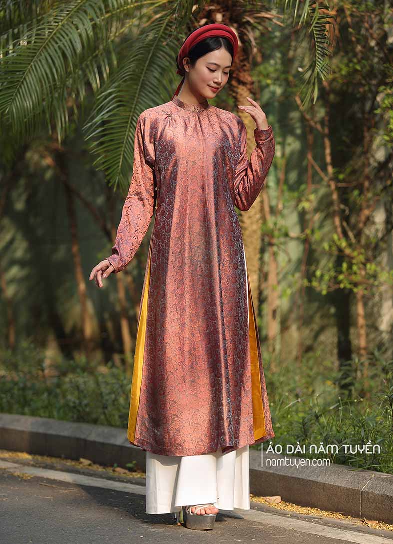 Áo dài nữ Việt phục ngũ thân lụa Nha Xá họa tiết hoa cúc nâu
