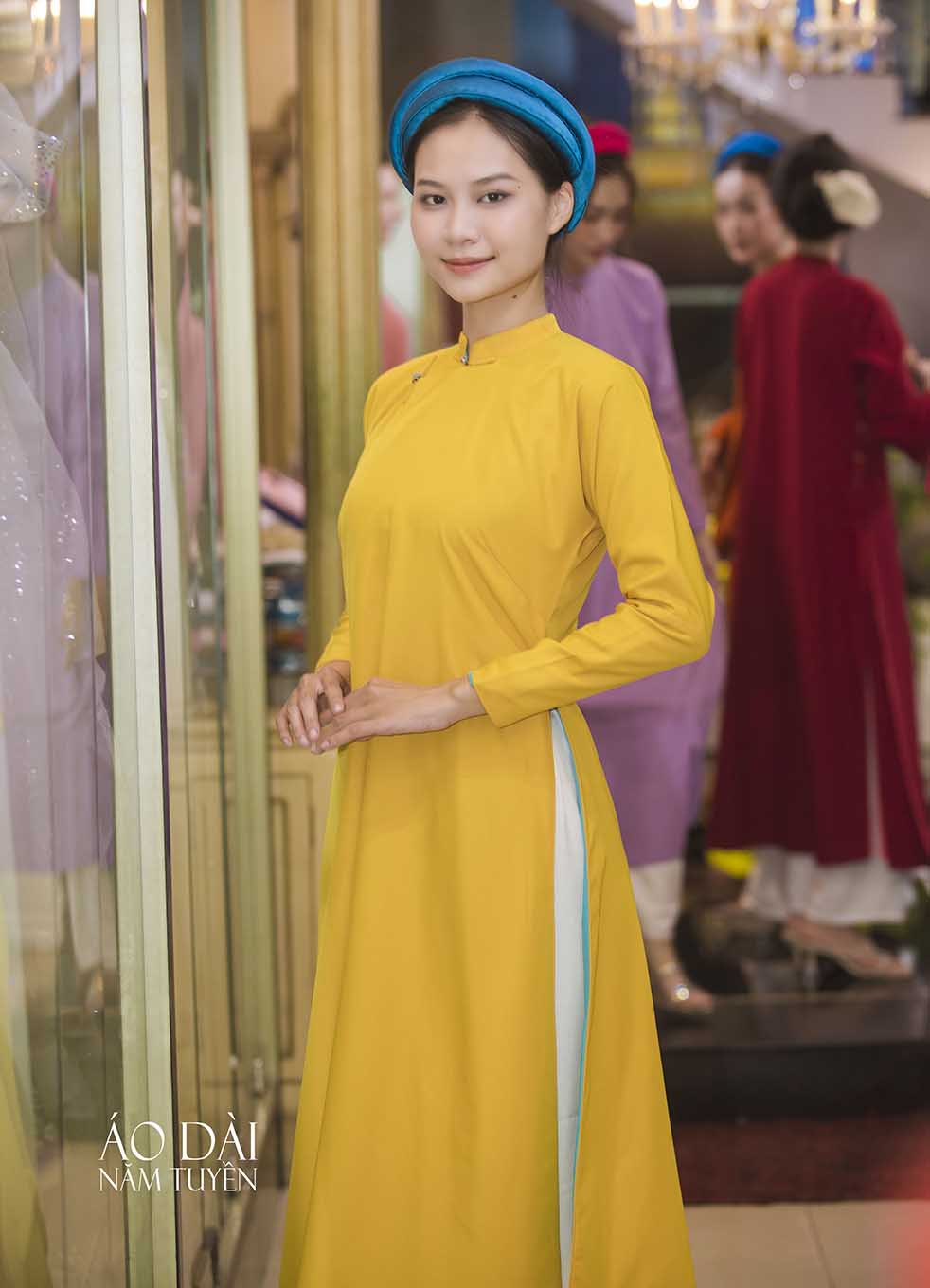 Áo Ngũ Thân Nữ Màu Vàng (2 lớp tà rời) - trang Trọng, nổi bật trong mọi sự kiện