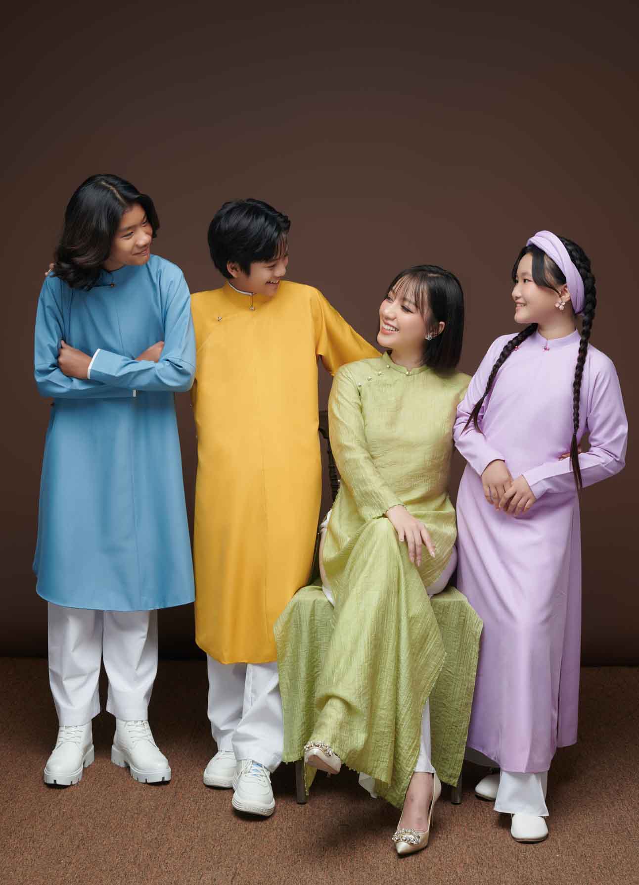 Áo dài trẻ em nam nữ mặc đi sự kiện 