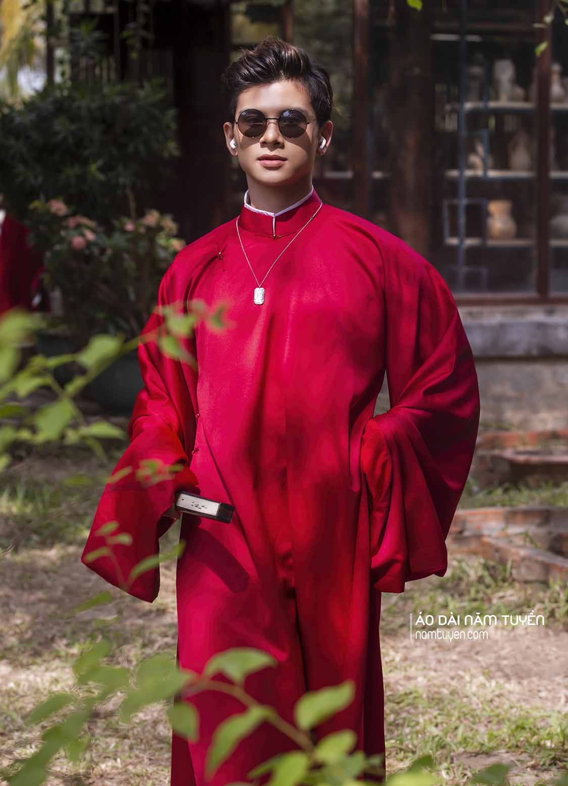 Áo tấc đơn sắc