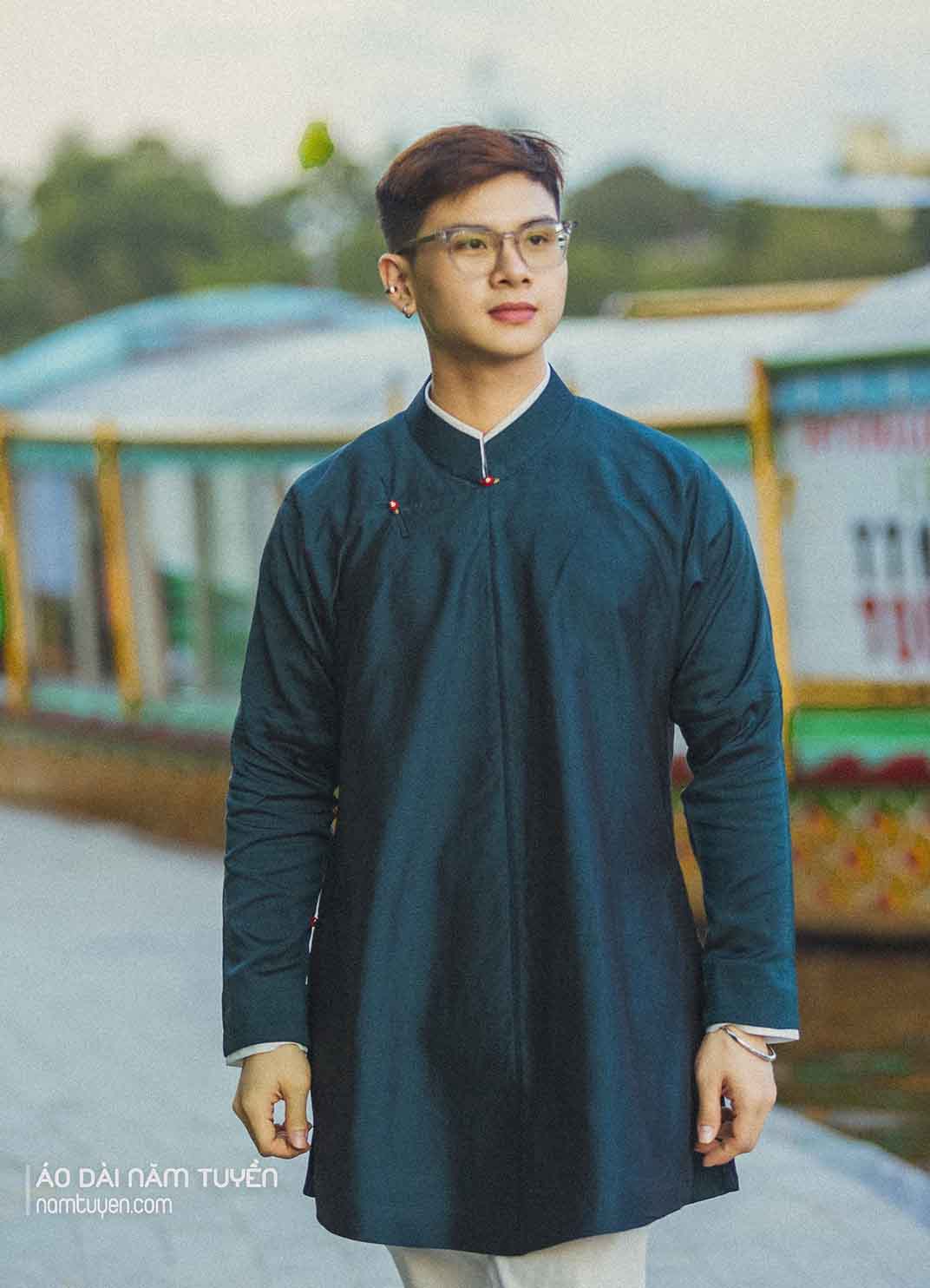 Áo Ngắn Ngũ Thân Năm Tuyền - Lựa chọn năng động, thanh lịch, mặc mọi dịp