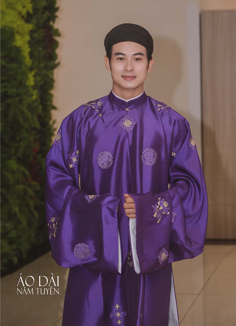 Áo tấc nam ngũ thân truyền thống màu tím Huế thêu hoa văn cổ