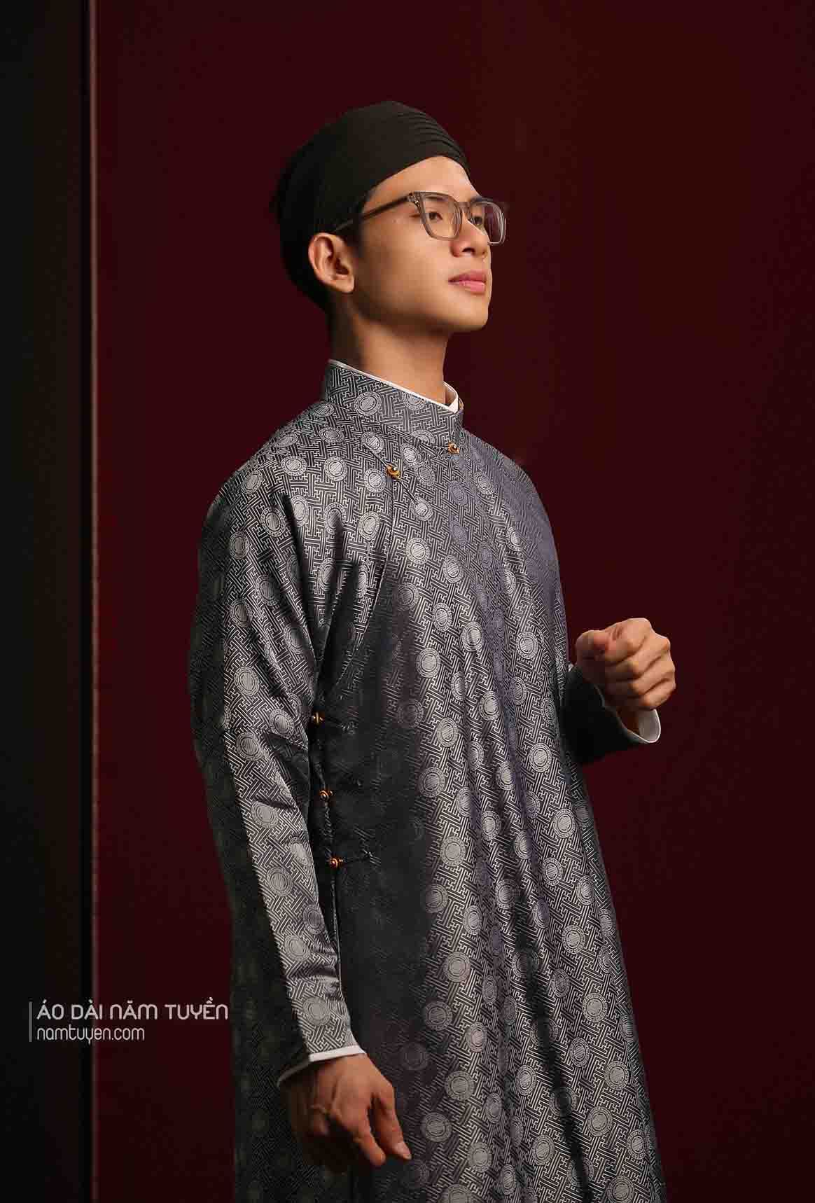 Áo Dài Ngũ Thân Nam Lụa Nha Xá Họa Tiết Truyền Thống