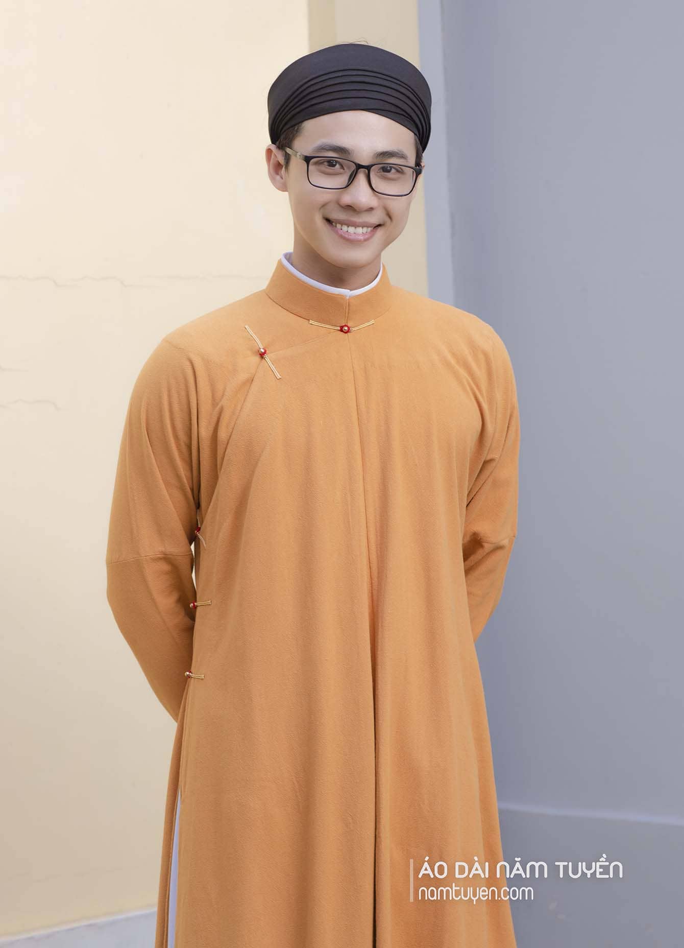 Áo dài nam truyền thống lanh cotton nhẹ, thoáng, chuẩn form