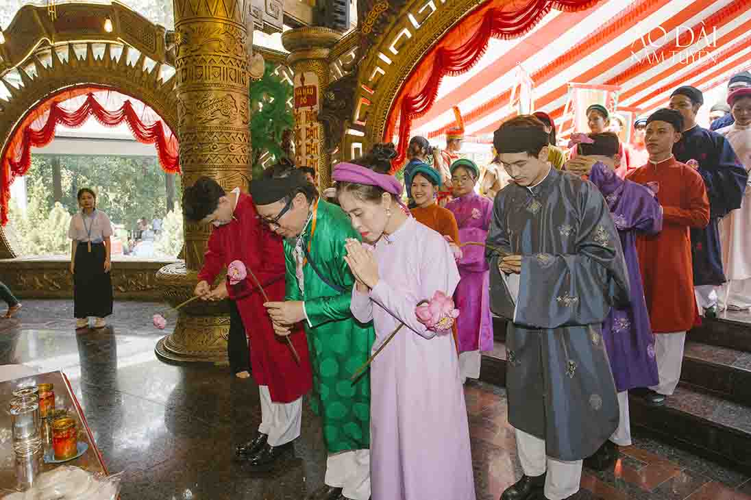 Ao-dai-Nam-Tuyen-trong-Le-hoi-Gio-To-Hung-Vuong-2025-7