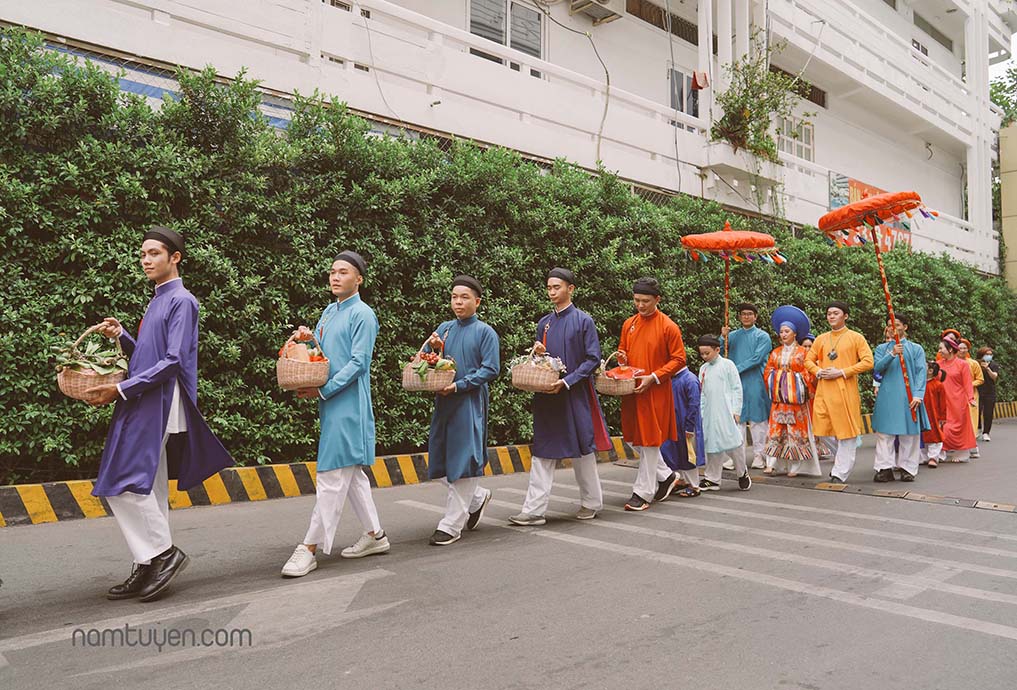 dam-cuoi-truyen-thong-ao-dai-ngu-than-nam-tuyen-2