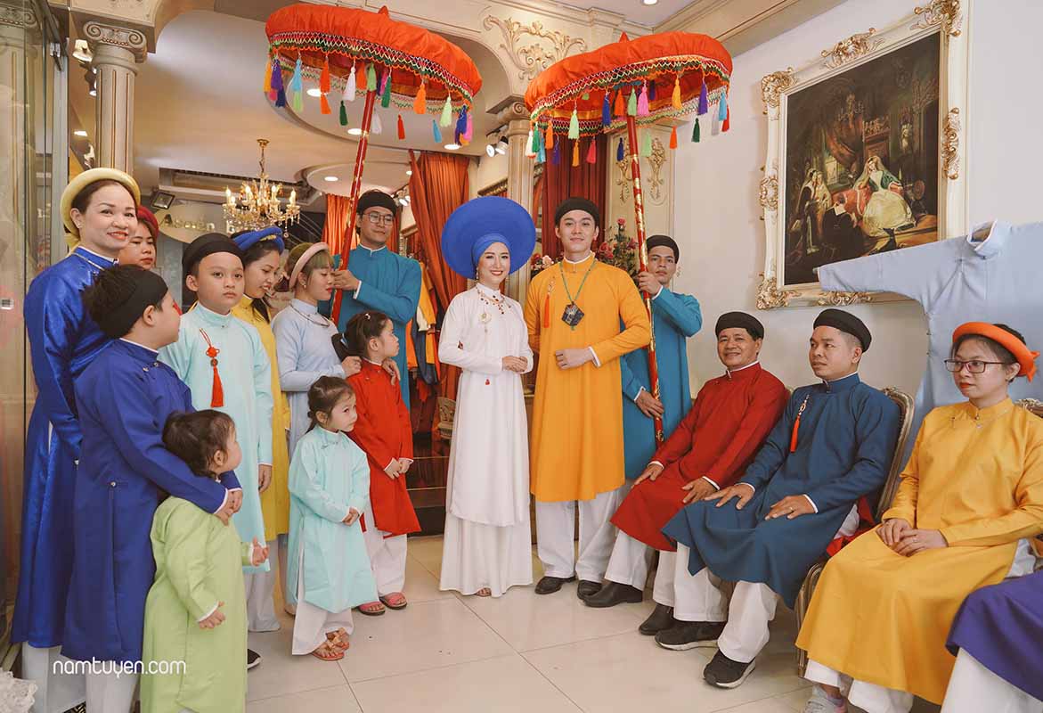 dam-cuoi-truyen-thong-ao-dai-ngu-than-nam-tuyen-6