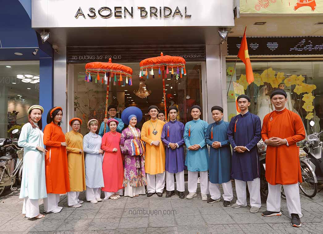 dam-cuoi-truyen-thong-ao-dai-ngu-than-nam-tuyen-7 (1)