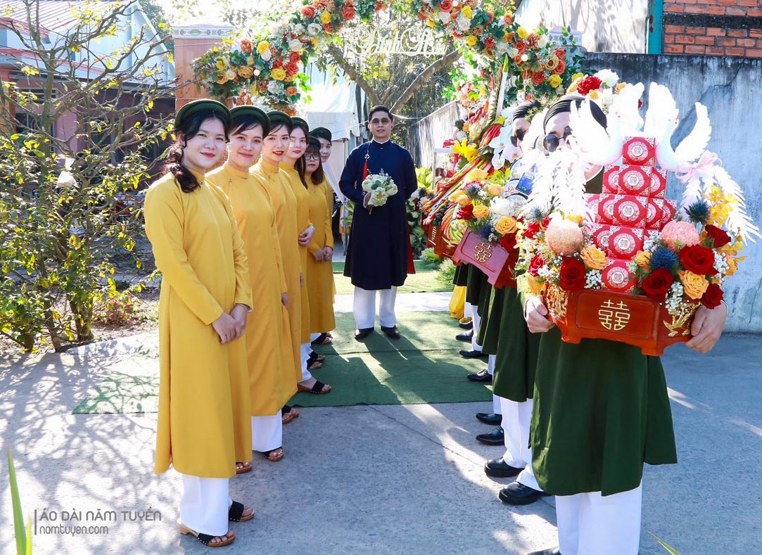 may-cho-thue-ao-dai-phu-dau-ao-dai-be-qua-ao-dai-ngu-than-nam-tuyen-11