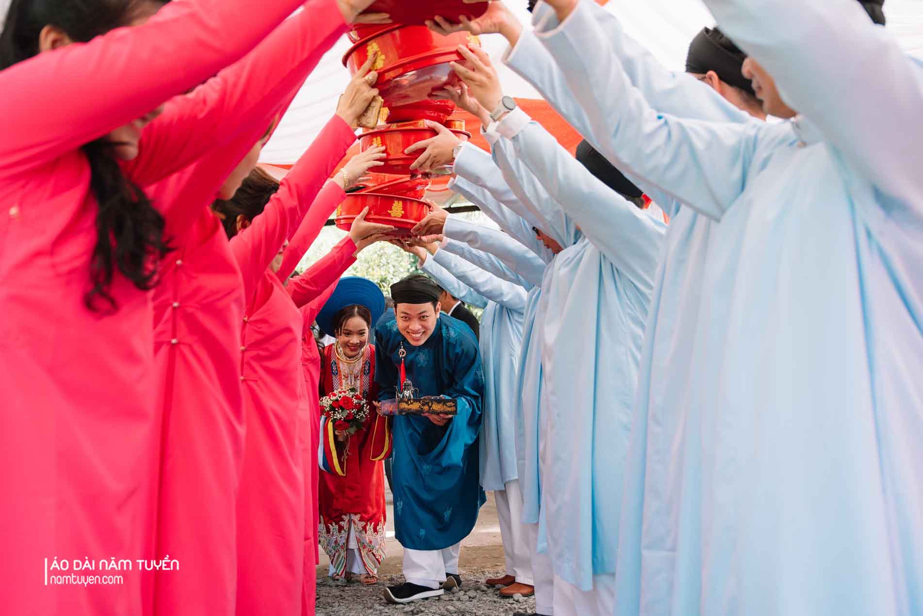 may-cho-thue-ao-dai-phu-dau-ao-dai-be-qua-ao-dai-ngu-than-nam-tuyen-9